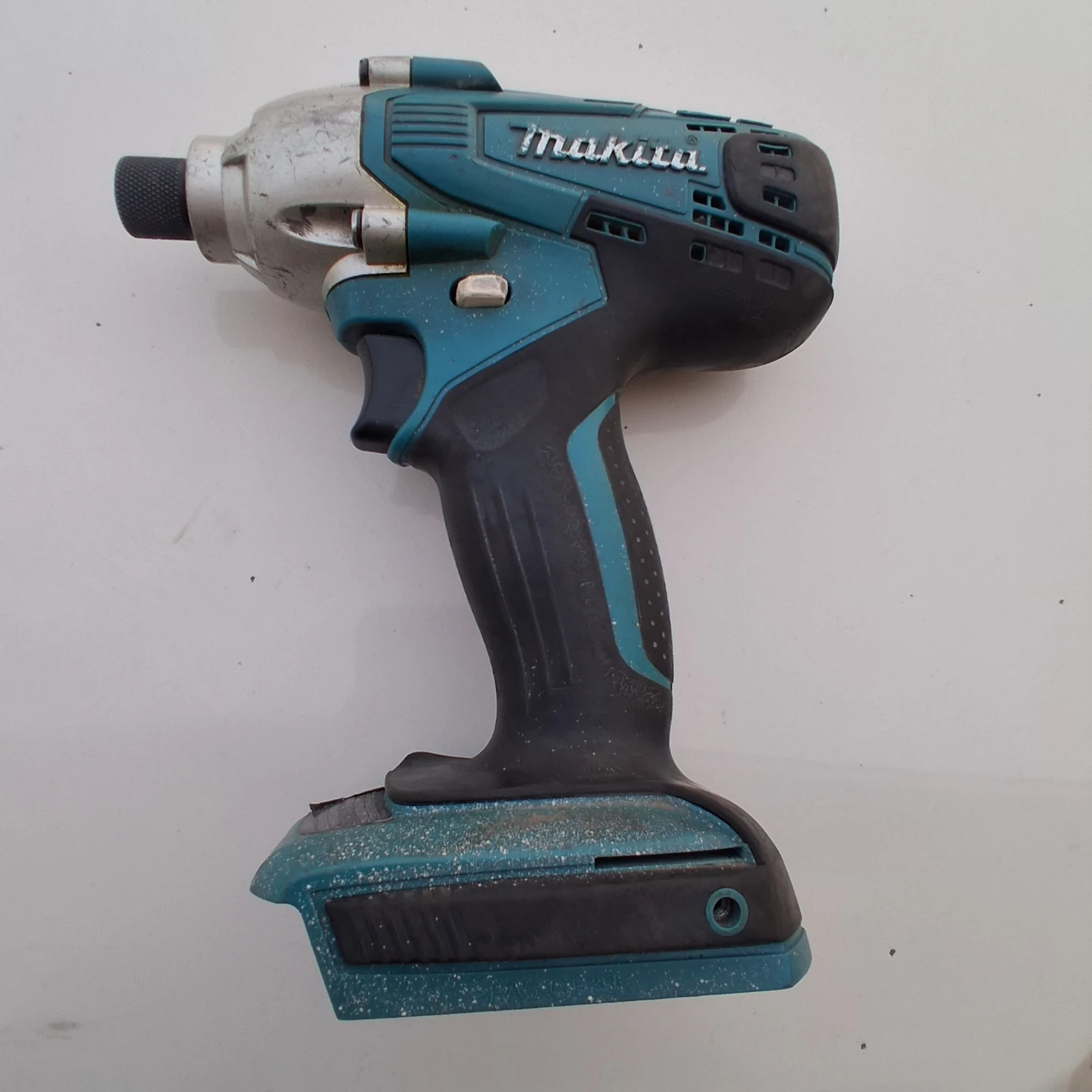Makita DT02 18V Cordless Impact Driver - photo 2