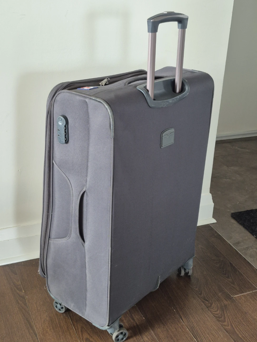 Travel Club Softcase Expandable Check-In Luggage - photo 2