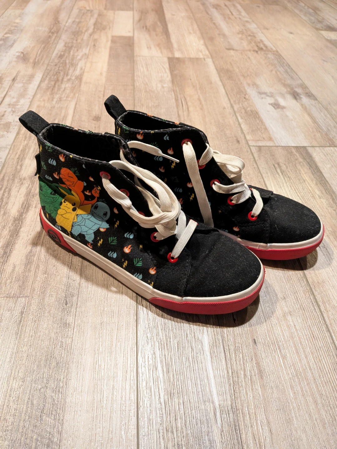Pokemon kids shoes size 5