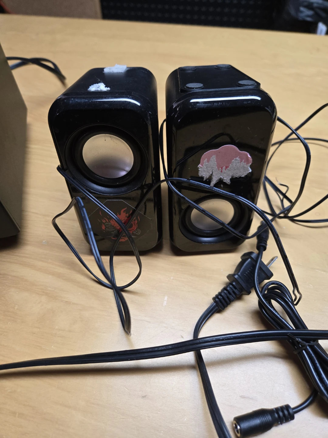 Blackweb F320 Speaker System - photo 3