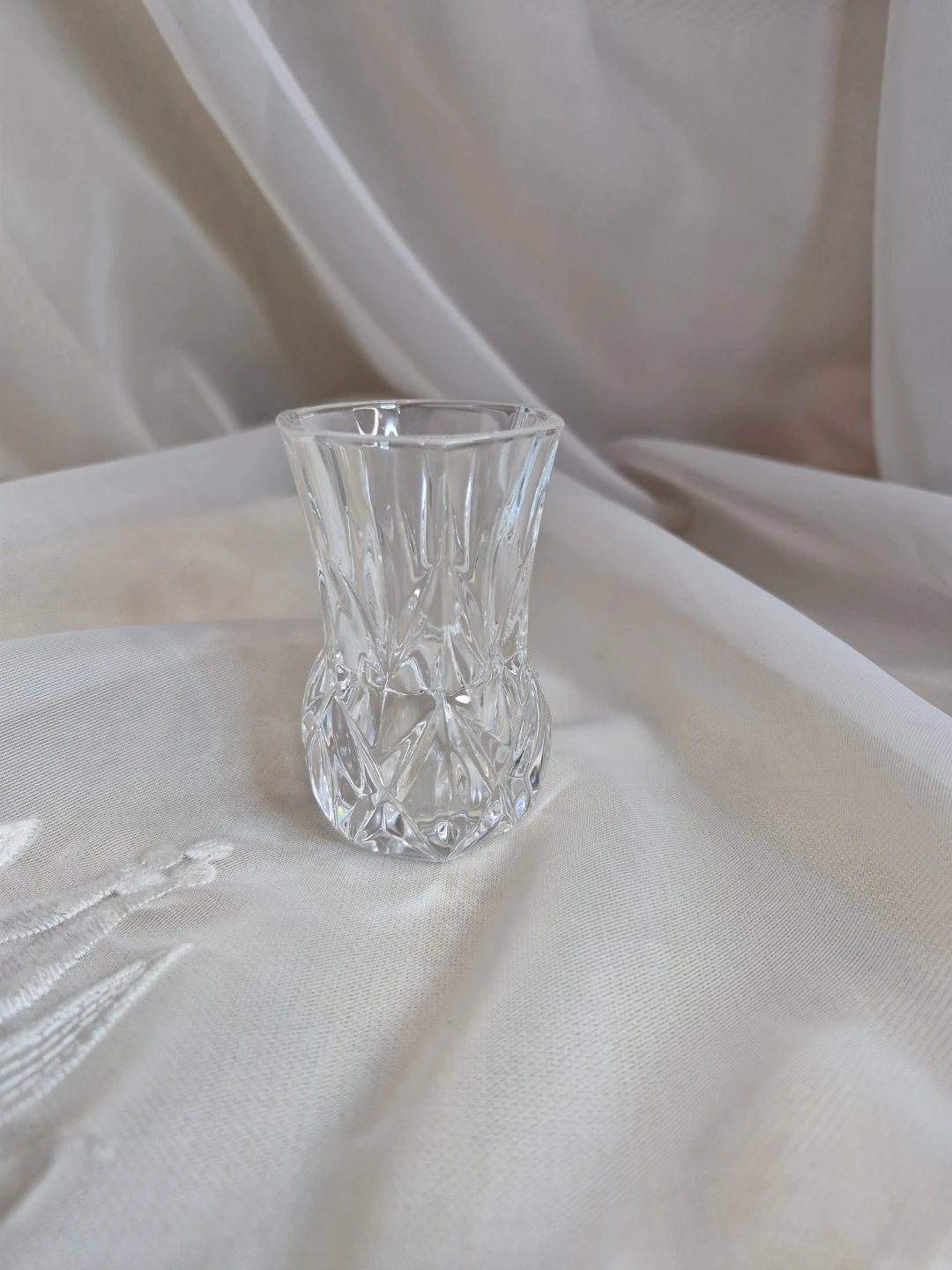 Beautiful Vintage Crystal 3 1/4" x 2" Little Posy Style... - photo 2