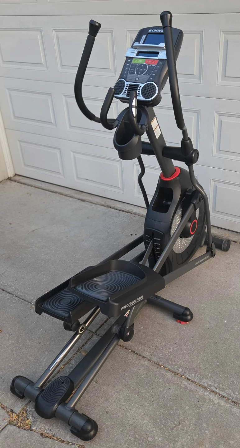 Schwinn 470 Magnetic Resistance Cross-train Elliptical. Like New - photo 4