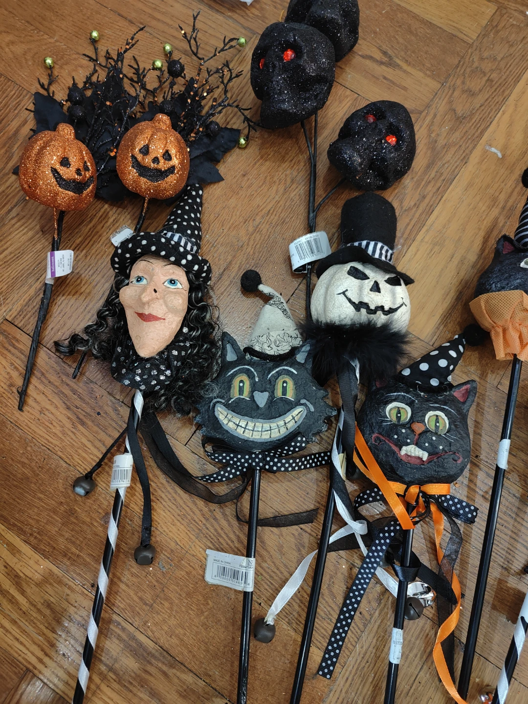 Halloween Themed Decorative Sticks (Set of 7) - photo 3