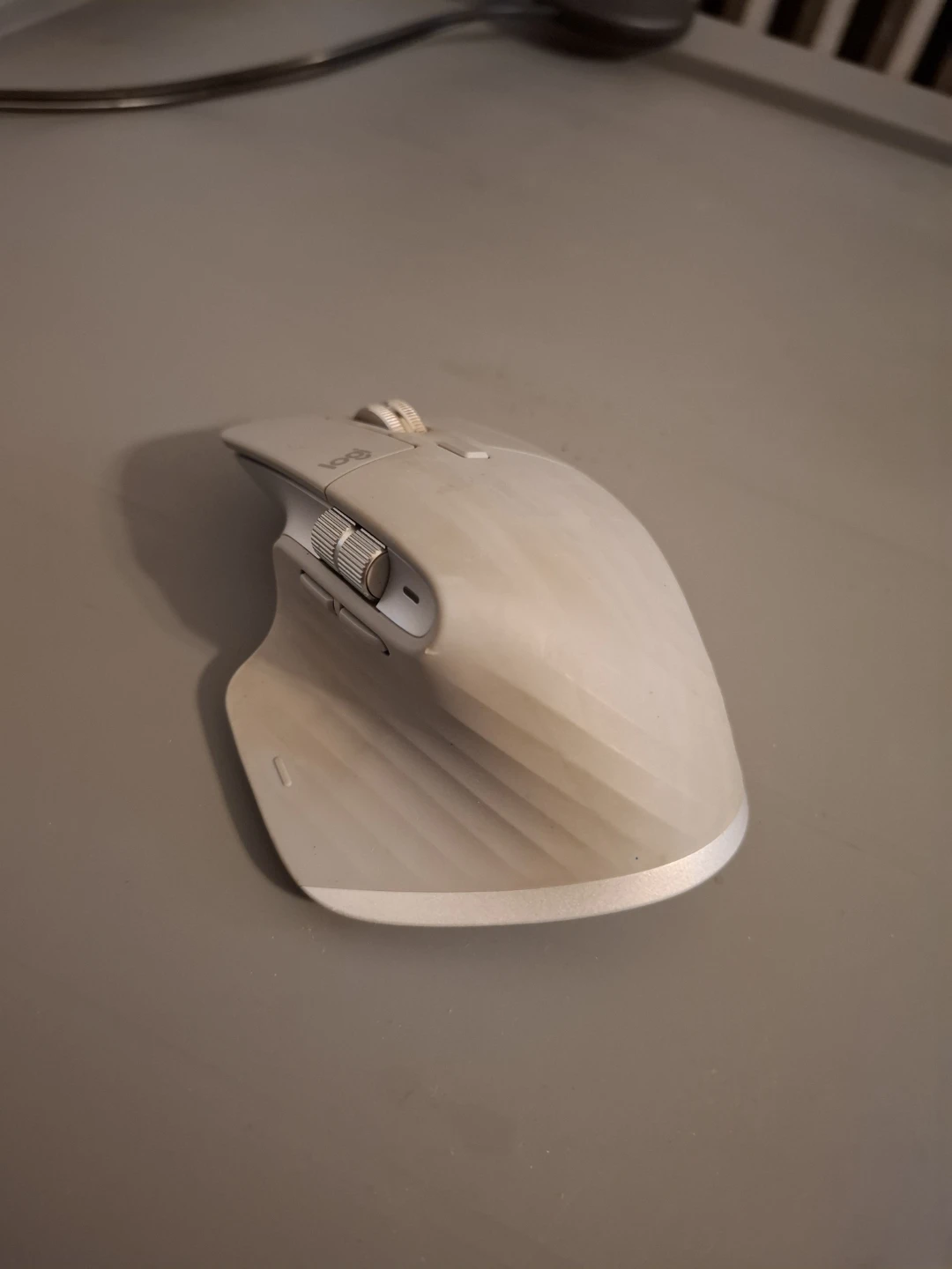Logitech MX Master 3 Wireless Mouse - photo 4