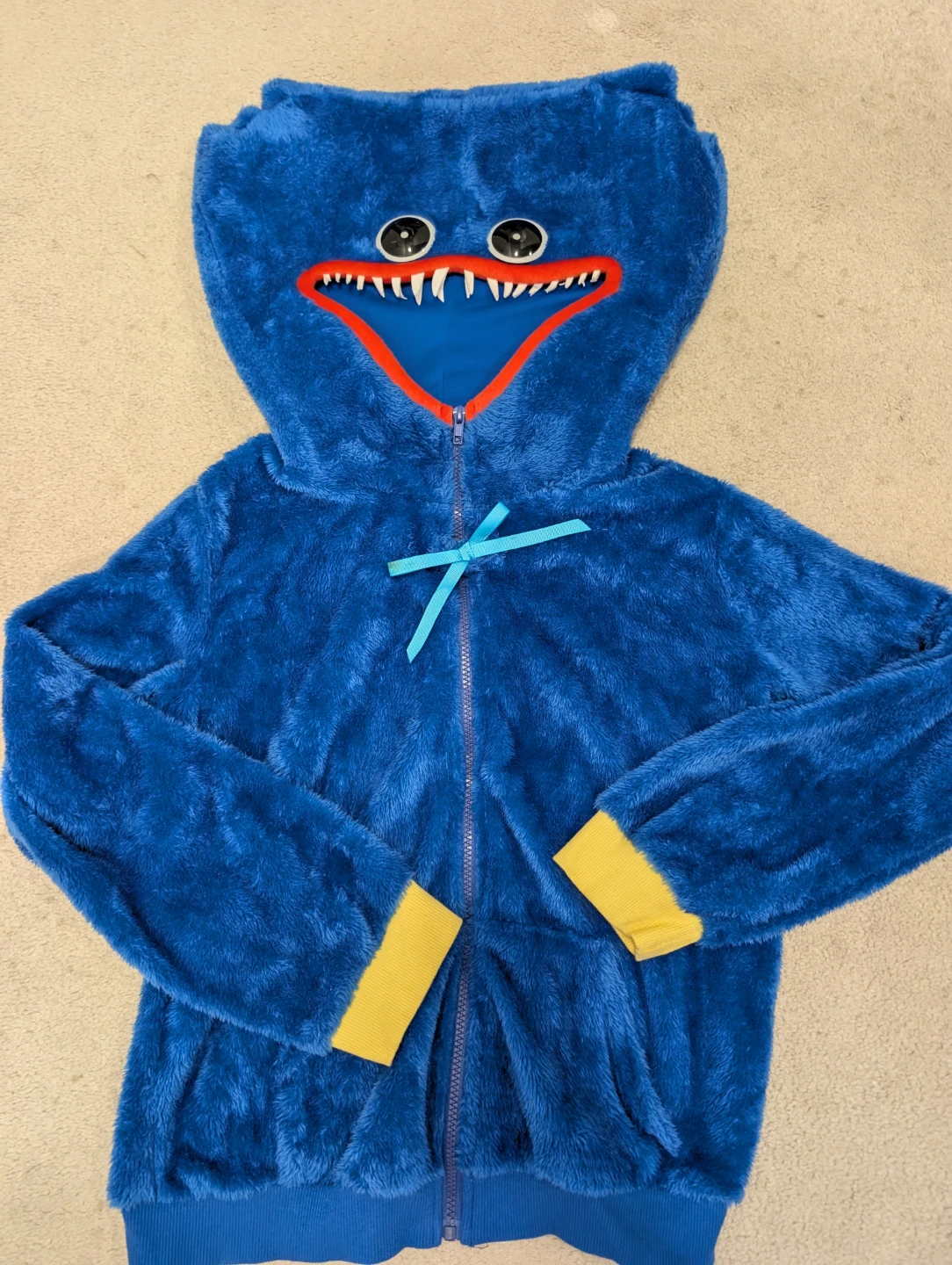 Spirit Halloween Poppy Playtime Huggy Wuggy Hoodie XL - photo 2