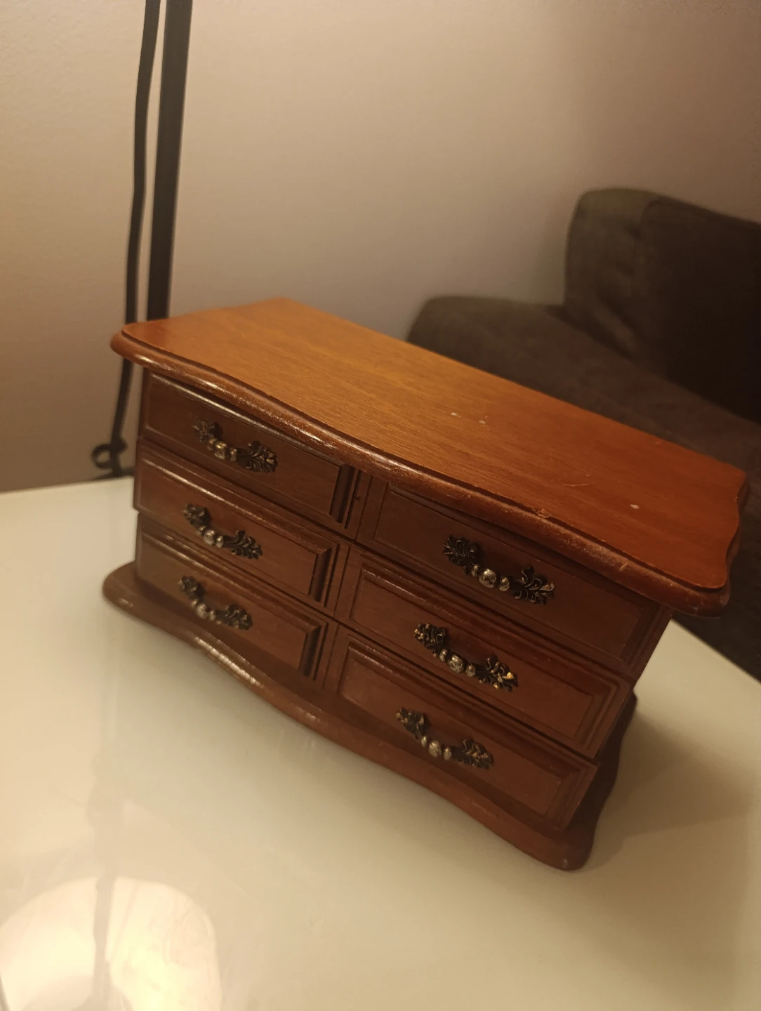 Retro Wooden  musical  Jewelry Box – Gold Velvet Interior - photo 2
