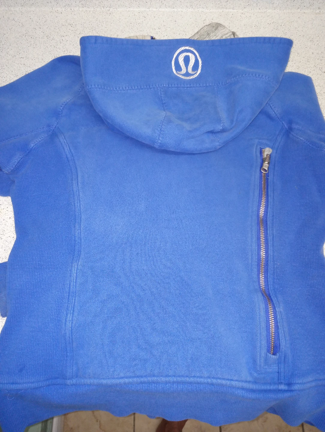 Lululemon Special Edition Blue Hoodie - photo 2