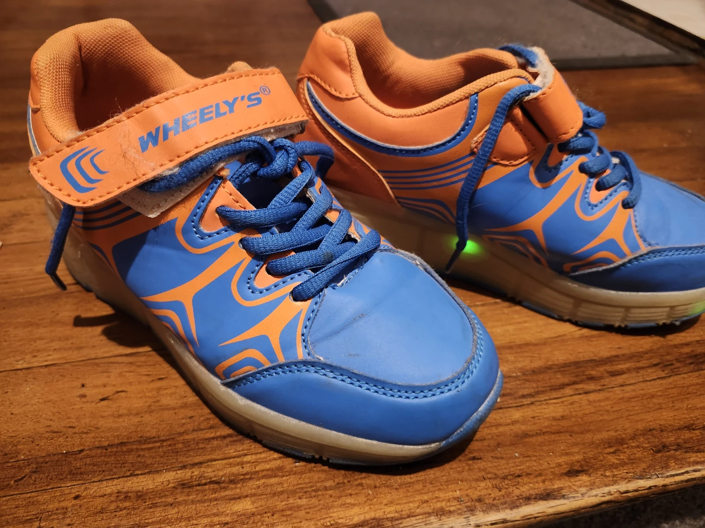 Wheely's Roller Shoes - Blue and Orange Kids size 3 / 4 - photo 2
