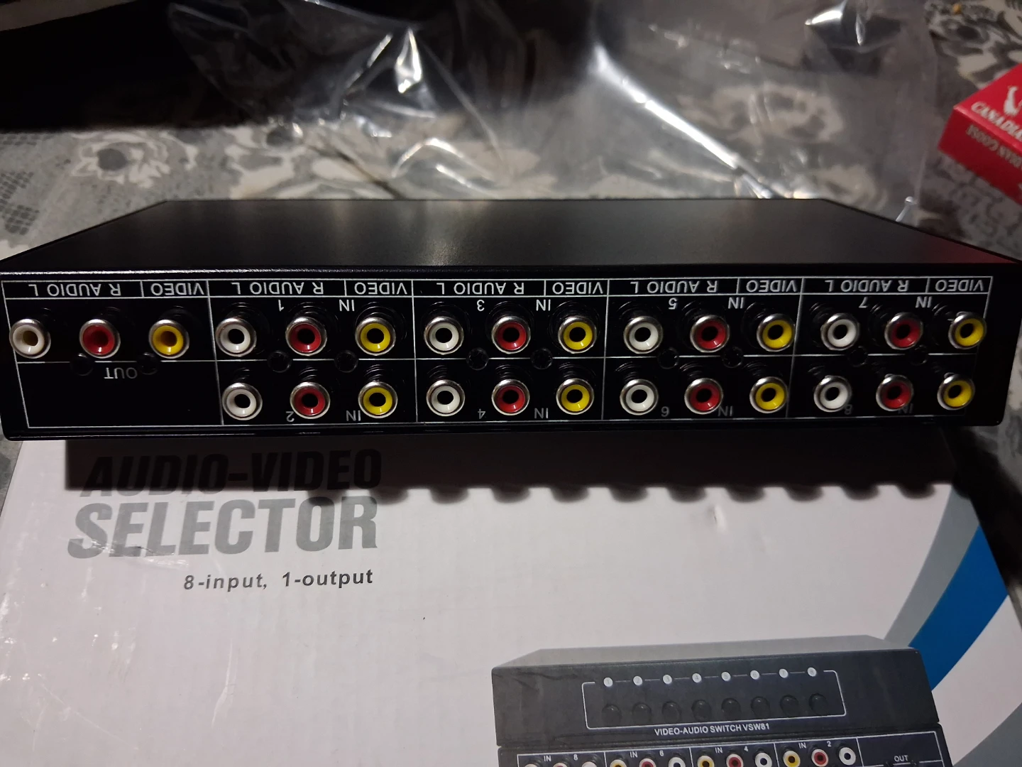 Chunghop 8-Input Audio-Video Selector Switch VSW81 - photo 2