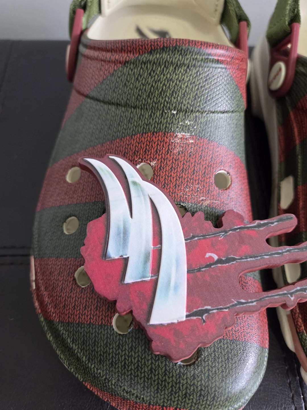 A Nightmare on Elm Street Crocs - photo 2