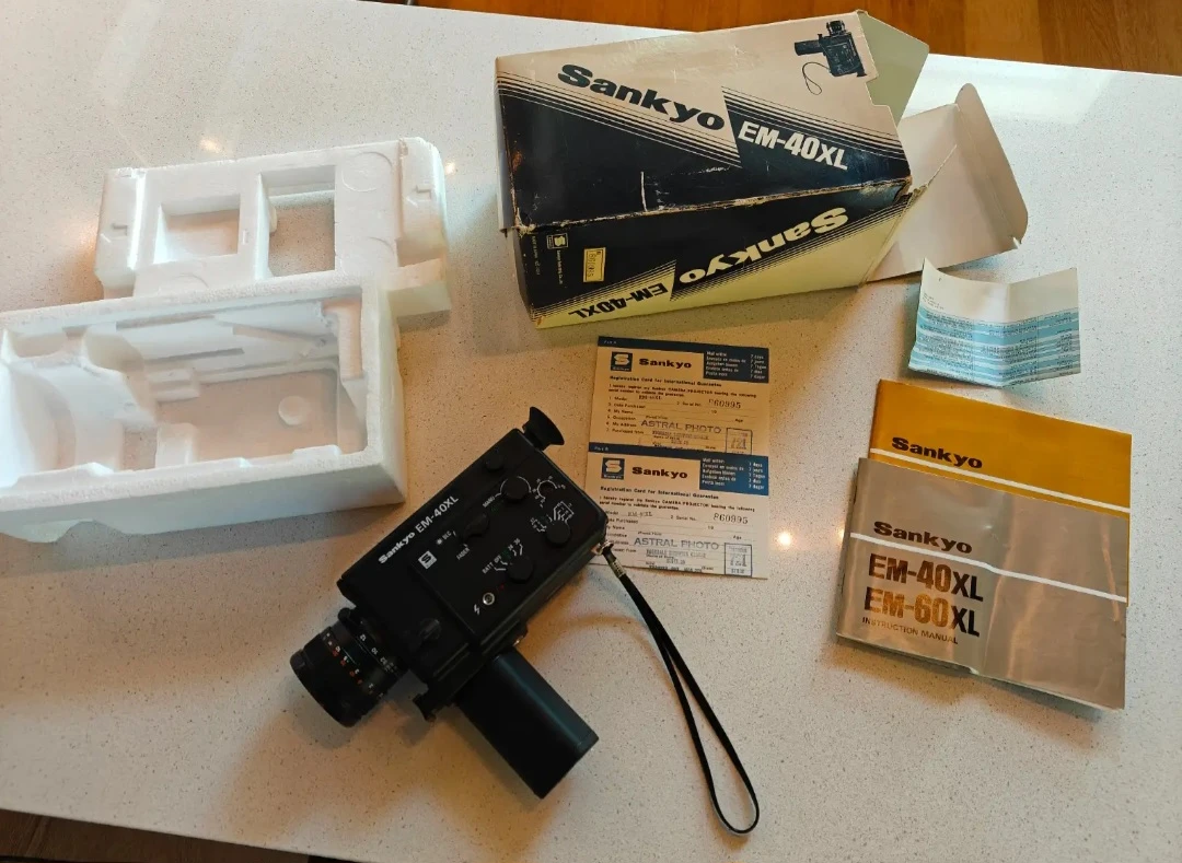 Sankyo EM-40XL Super 8 Movie Camera with Box - photo 2