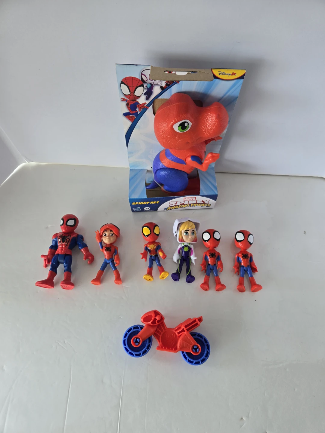 Spidey and friends toy playset