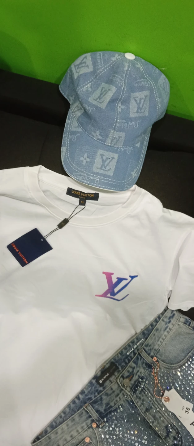 Louis Vuitton t-shirt caps and Purple jeans - photo 2