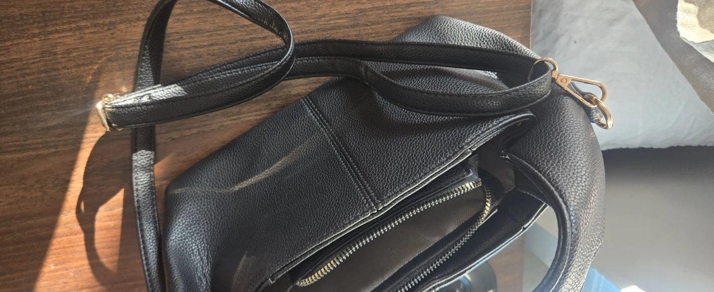 Black pebble-textured crossbody bag - photo 5