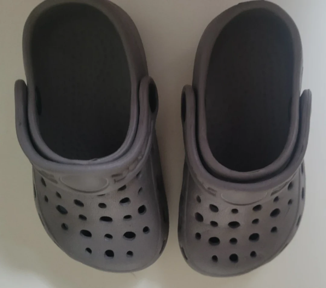 Toddler Grey Clogs