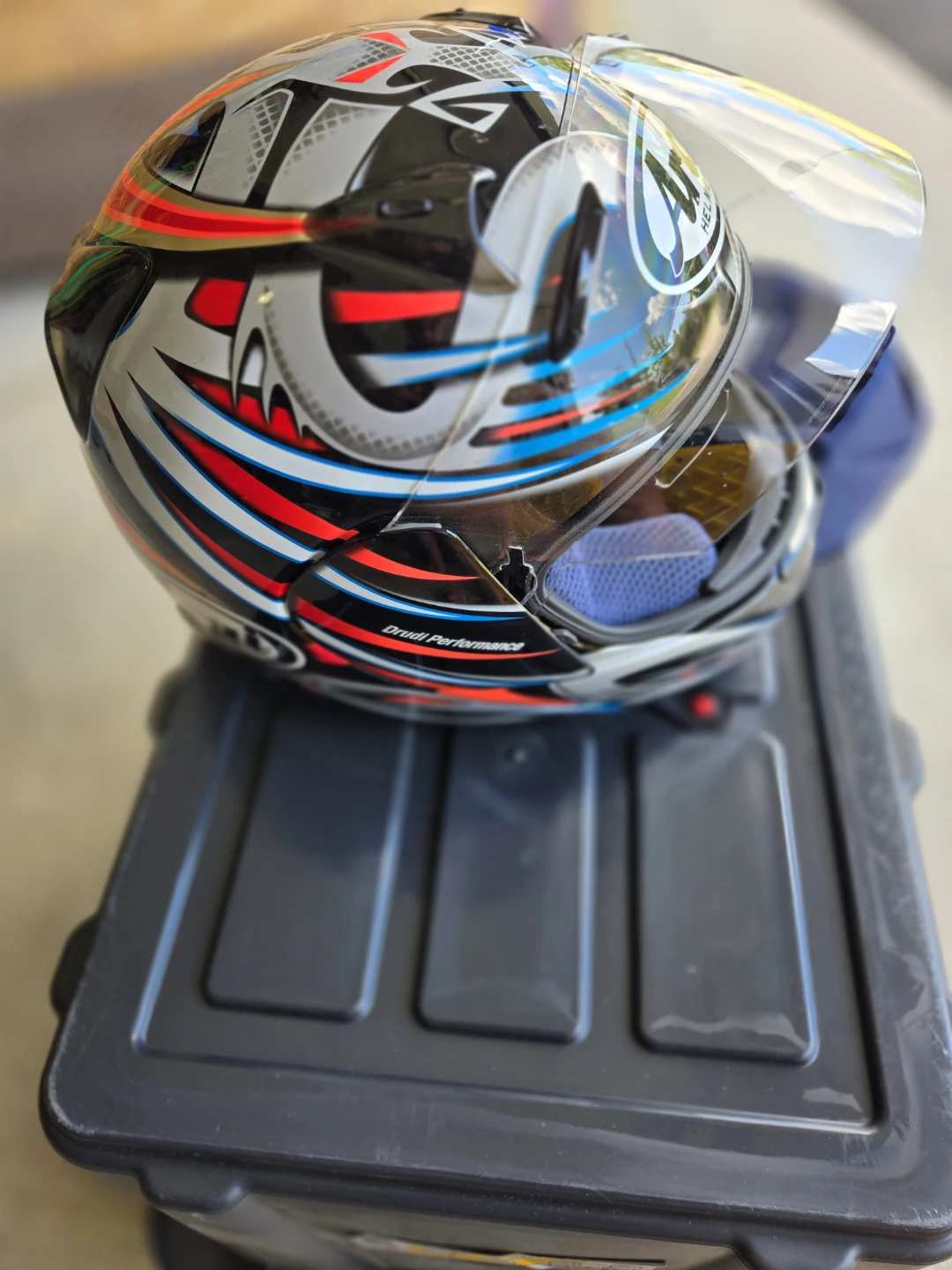 Arai Helmet Size Medium - photo 2