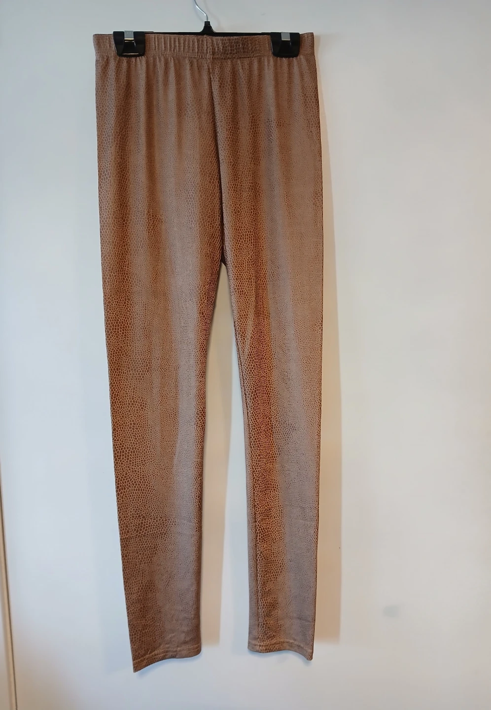 Two pairs of S/M leggings. BOTH $6 CASH FIRM. - photo 2