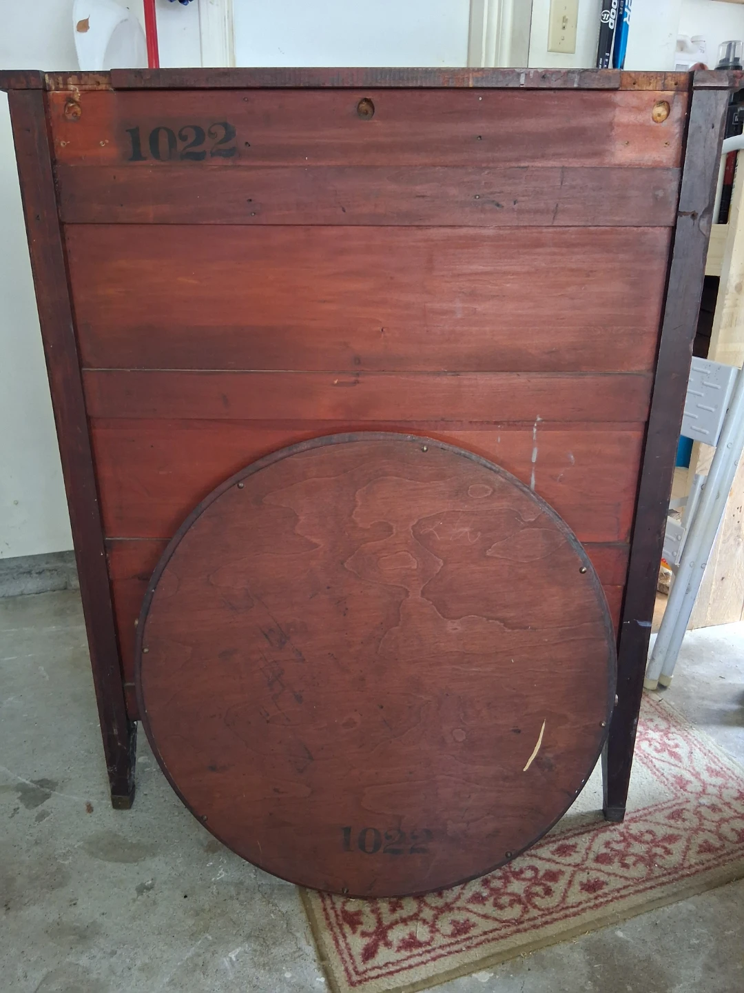 Vintage Mahogany Dresser with Mirror - photo 2