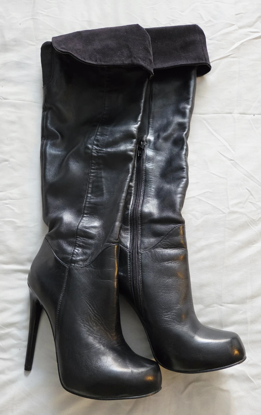 Black Leather Over-the-Knee Boots