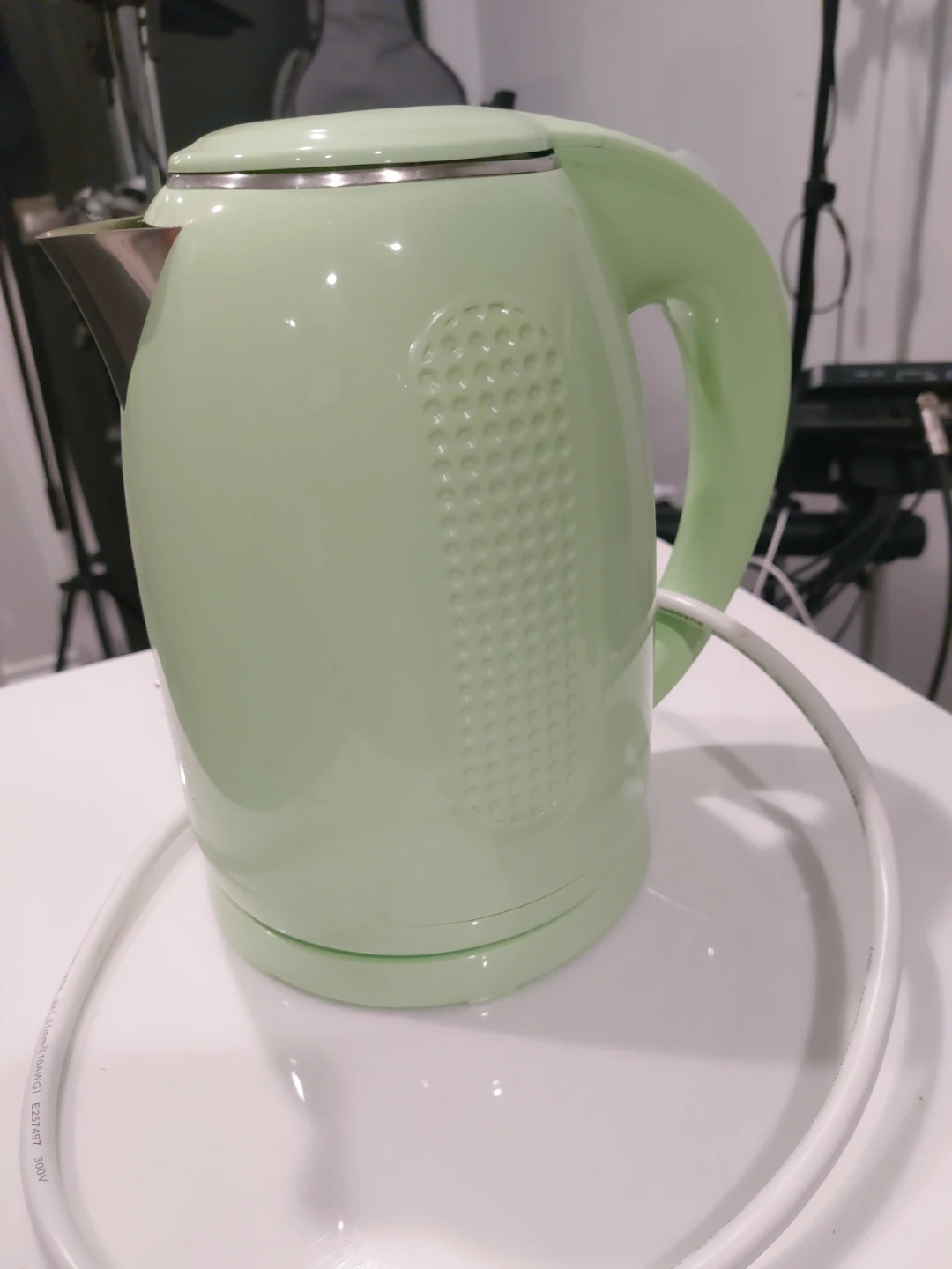 Light Green Electric Kettle - photo 2