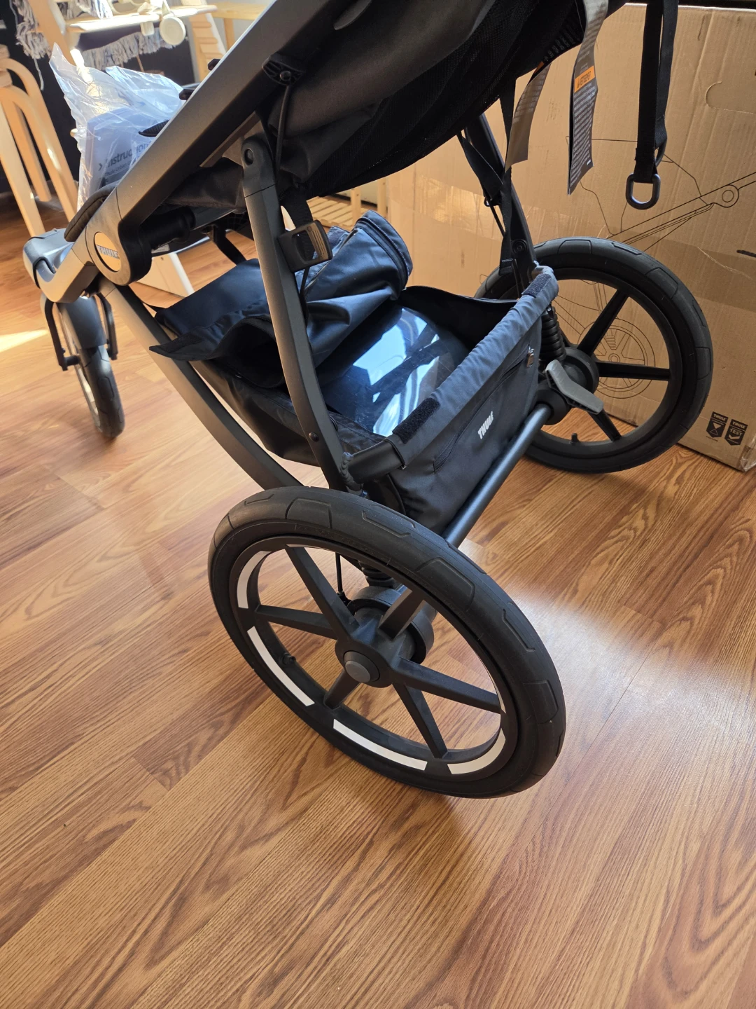 Thule Urban Glide 3 Jogging Stroller - Black - photo 3