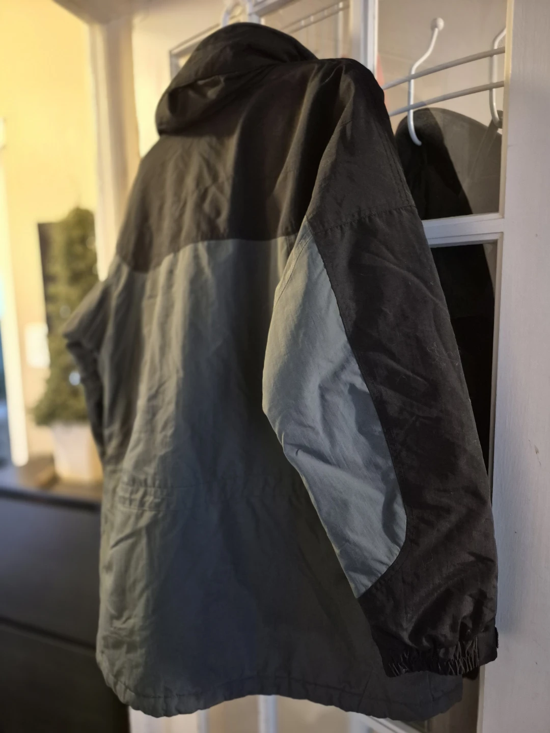 Columbia Winter Jacket Green and Black - photo 2