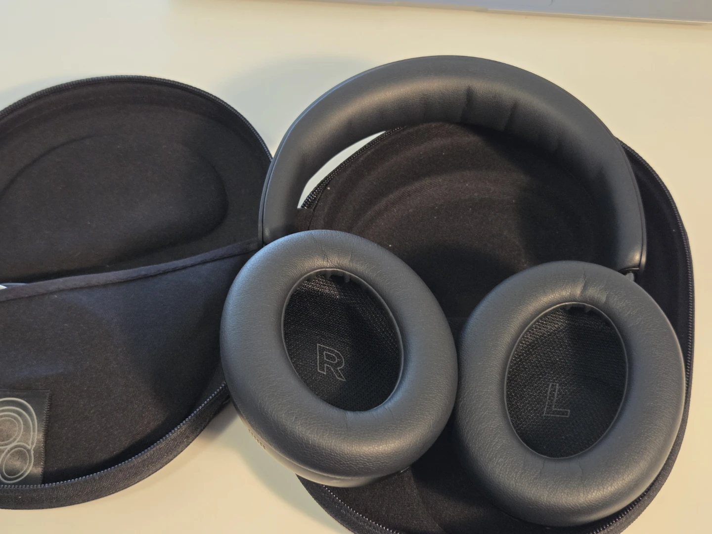 Bose QuietComfort Ultra 2 Headphones - photo 2