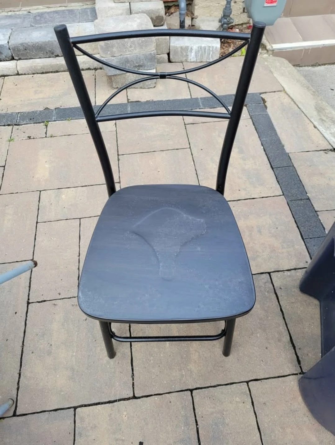 $5 each Chair or stool - photo 4