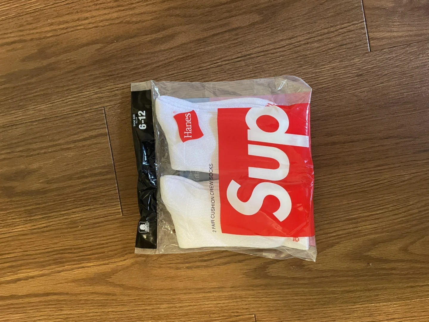 Supreme x Hanes Cushion Crew Socks White