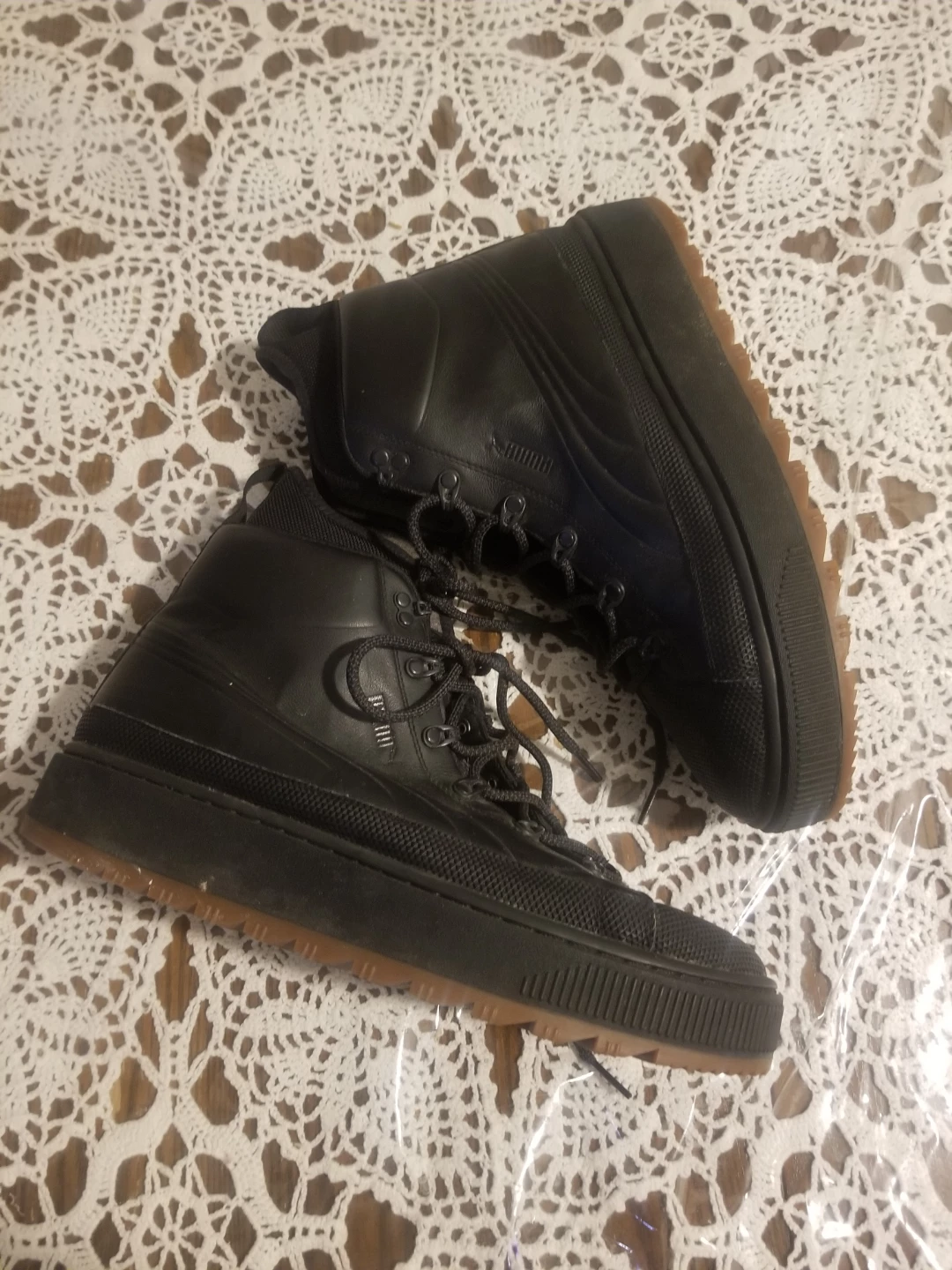 Brand New Puma Black High-Top Winter Boots - photo 2