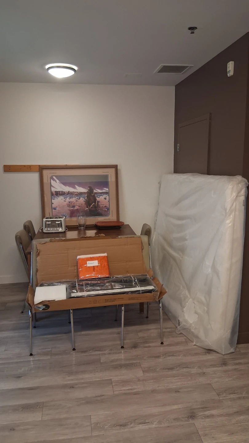 I'm selling my furniture - photo 2
