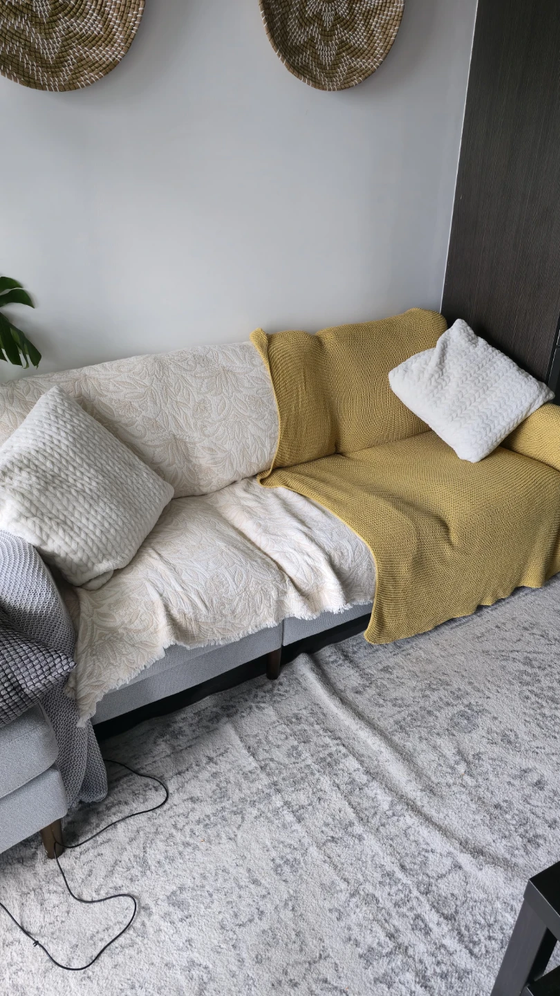 Light Grey Three-Seater Sofa - photo 3