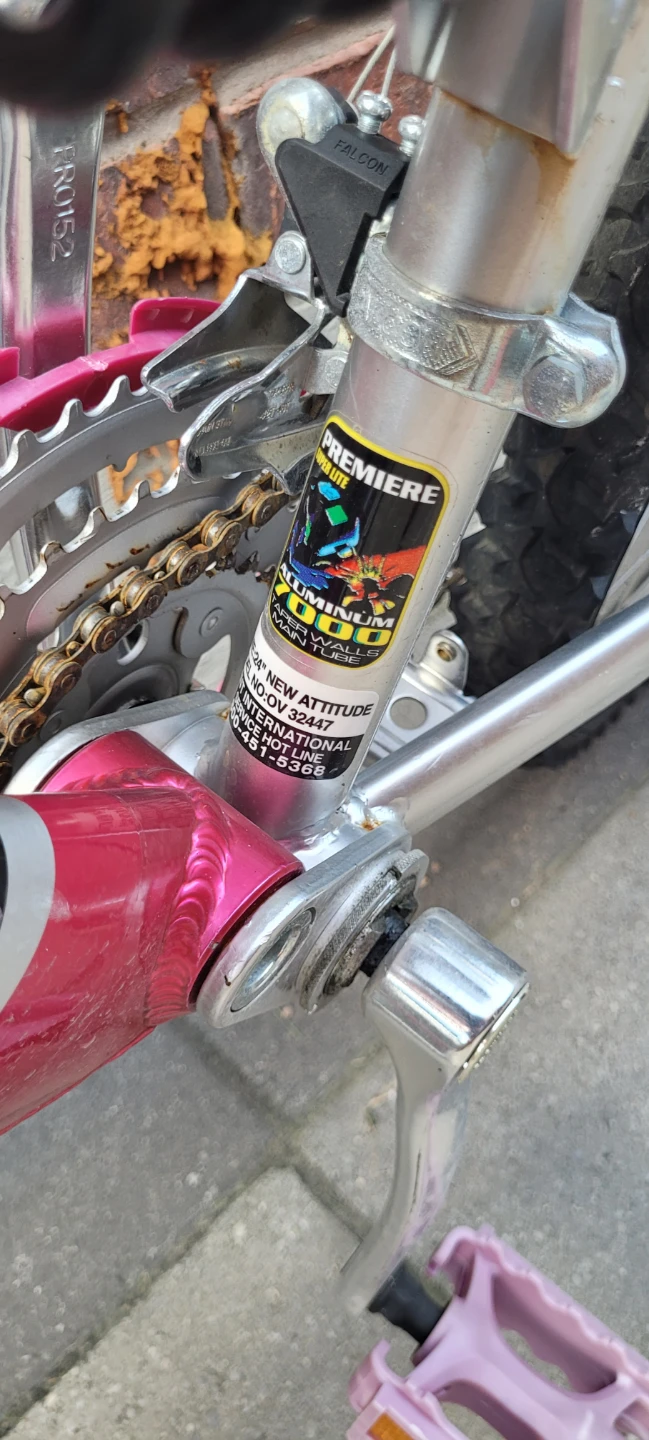 🚲 Girls’ Pink & White Mountain Bike - photo 4