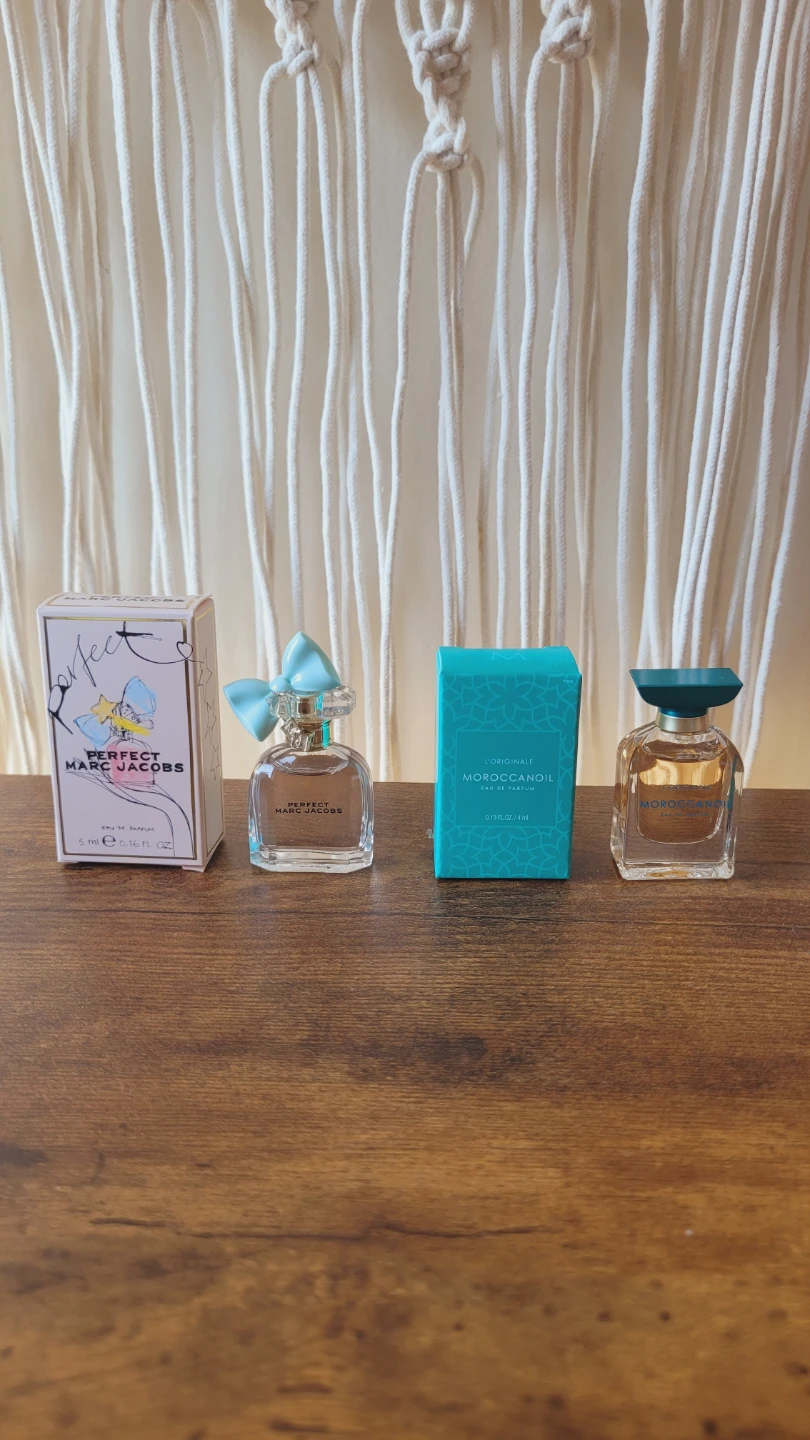 Perfume Mini Set – Marc Jacobs Perfect + Moroccanoil L’Originale