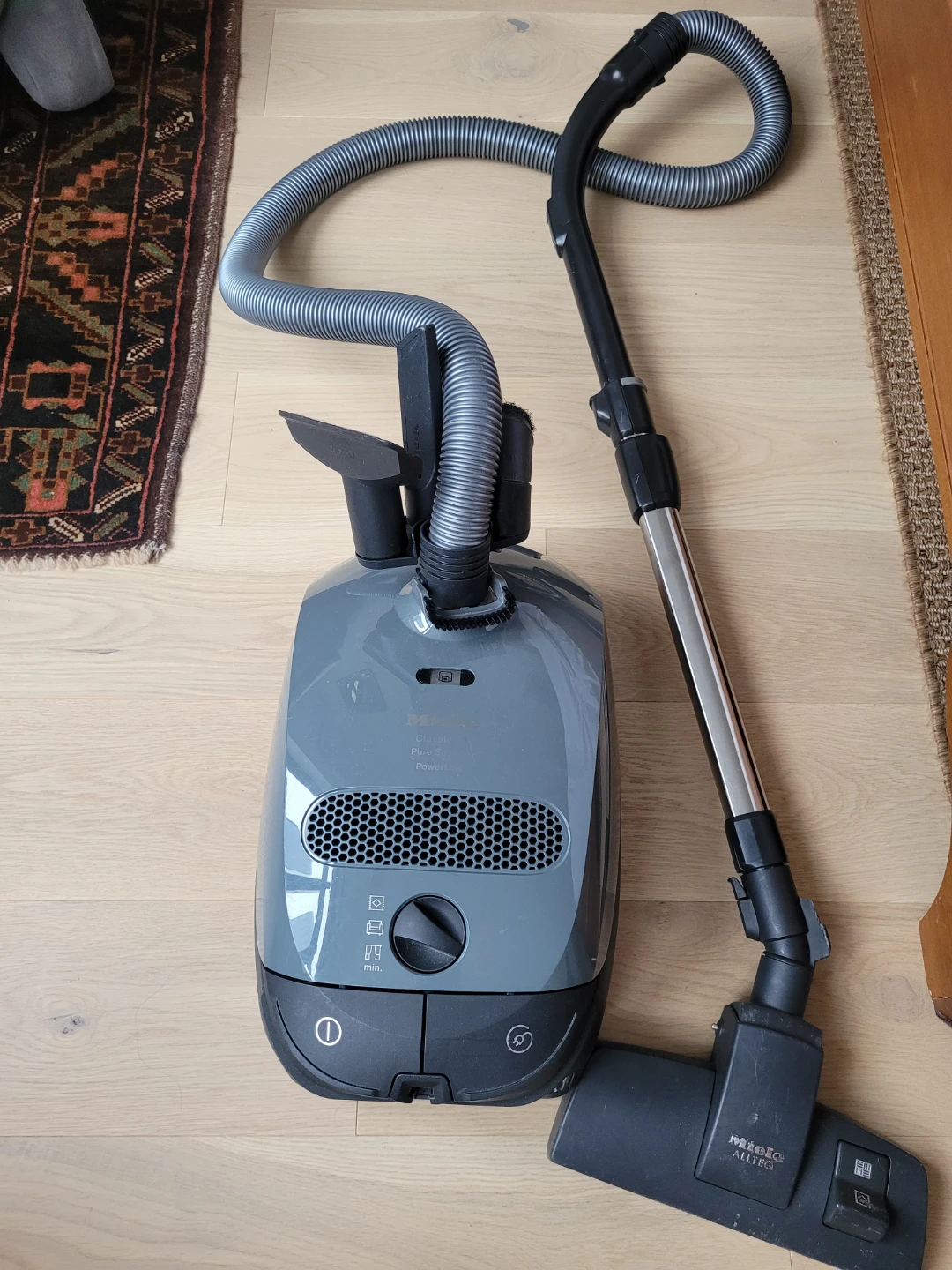 Miele Classic C1 Pure Suction PowerLine Vacuum Cleaner