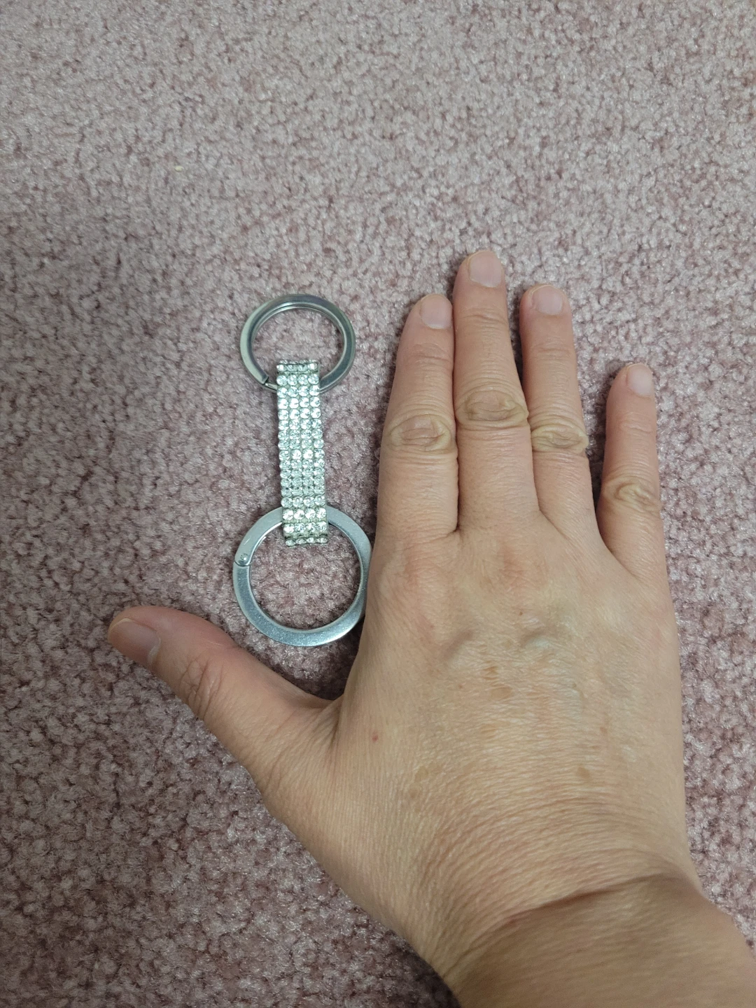 Swarovski Rhinestone keyring🏈 - photo 2