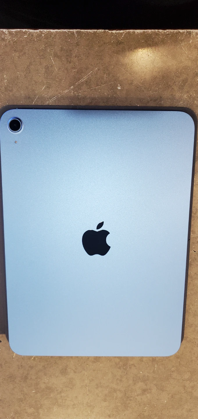 Apple iPad Air  11th gen 10.9-inch with folio case - photo 2