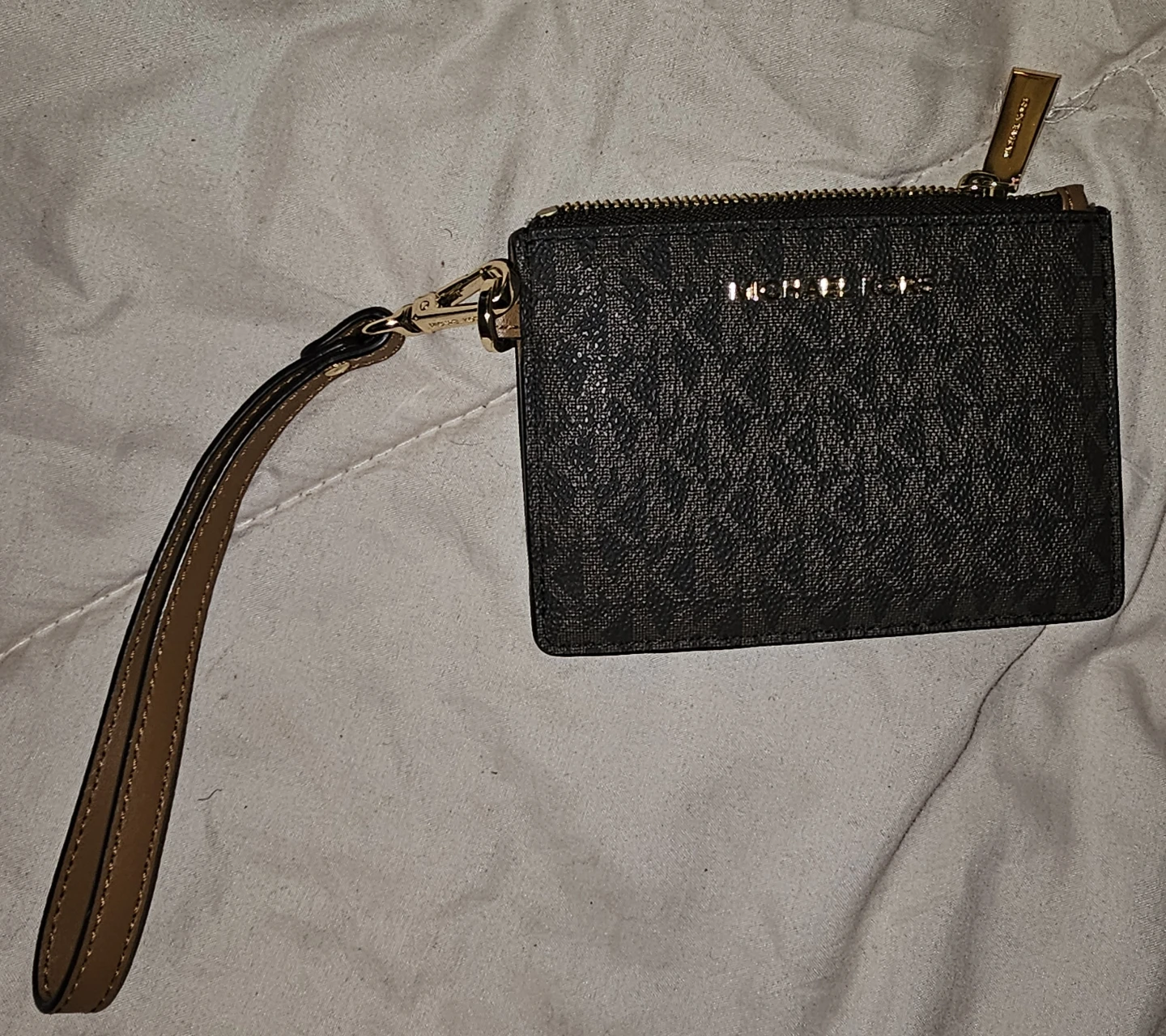 Michael Kors Signature Wristlet Wallet