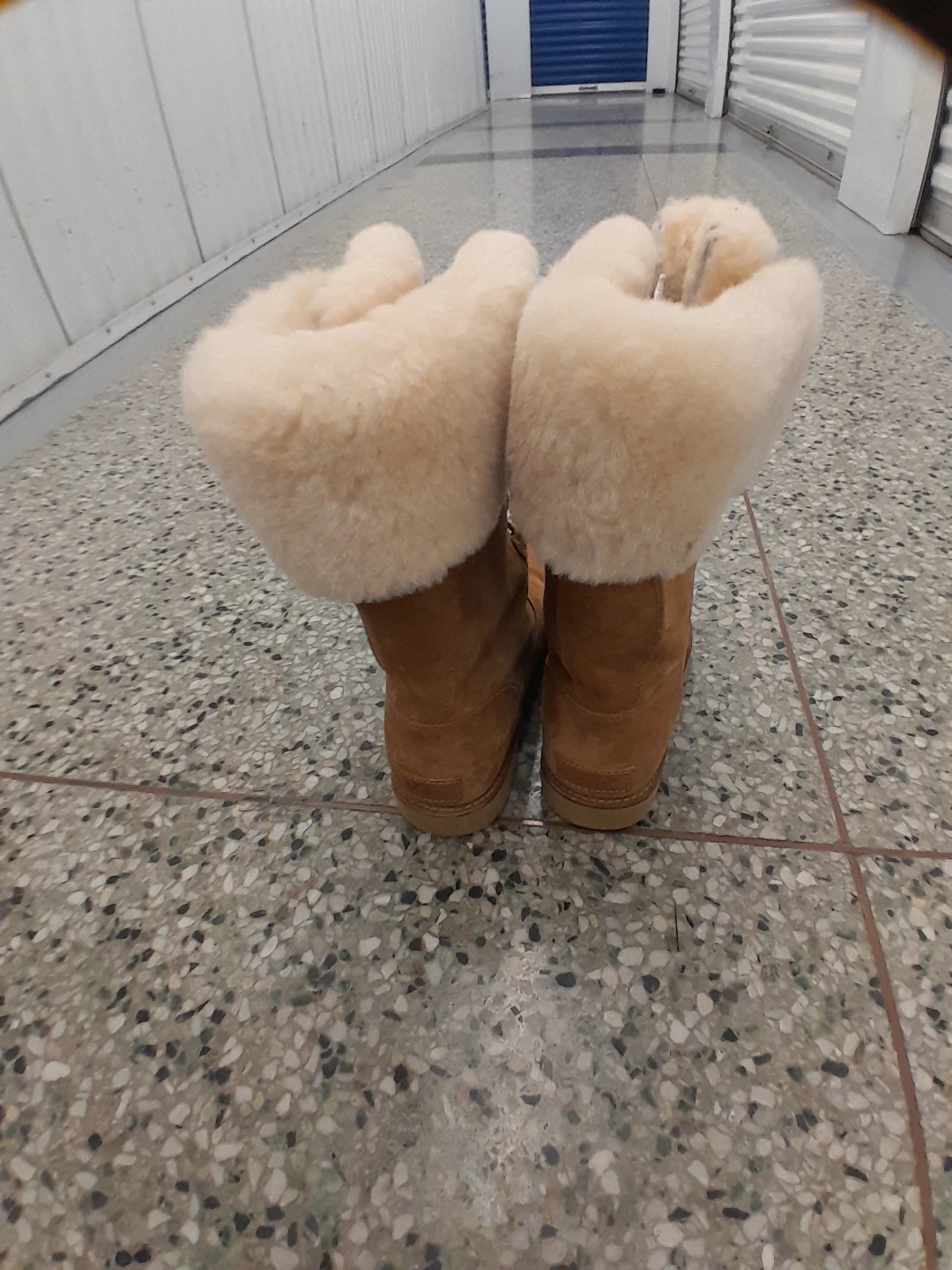 UGG Suede Shearling Lace-Up Boots Women's Size 7 - photo 5