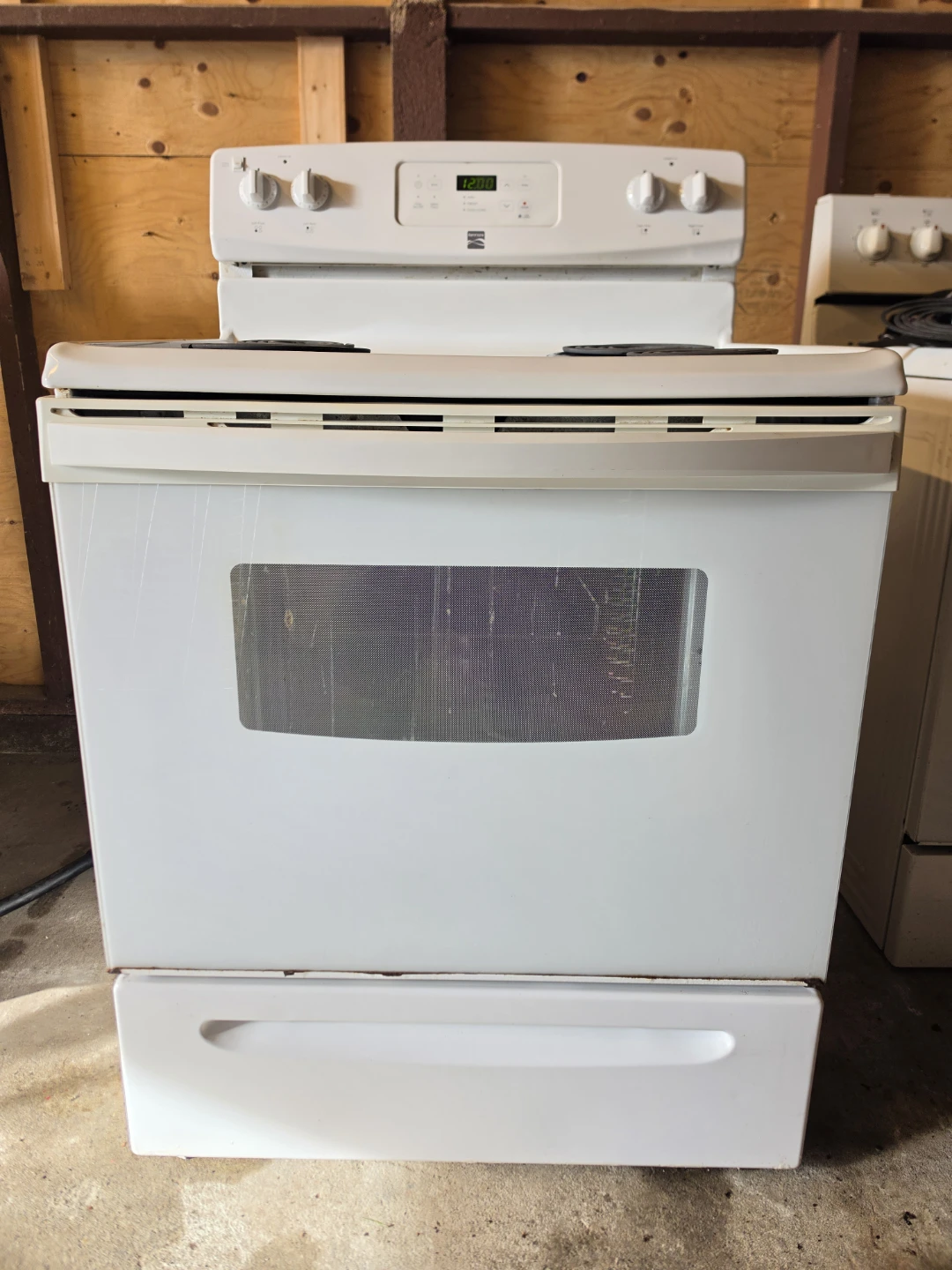 Delivery Available - Kenmore 30" White Electric Range - photo 2