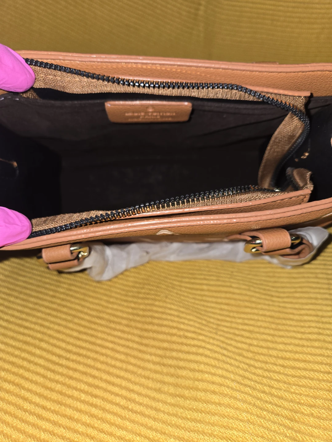 Louis Vuitton Monogram Handbag - photo 2