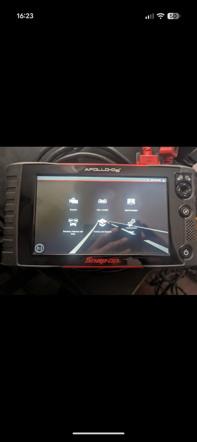 Snap-on Apollo-D9 Diagnostic Scanner - photo 2