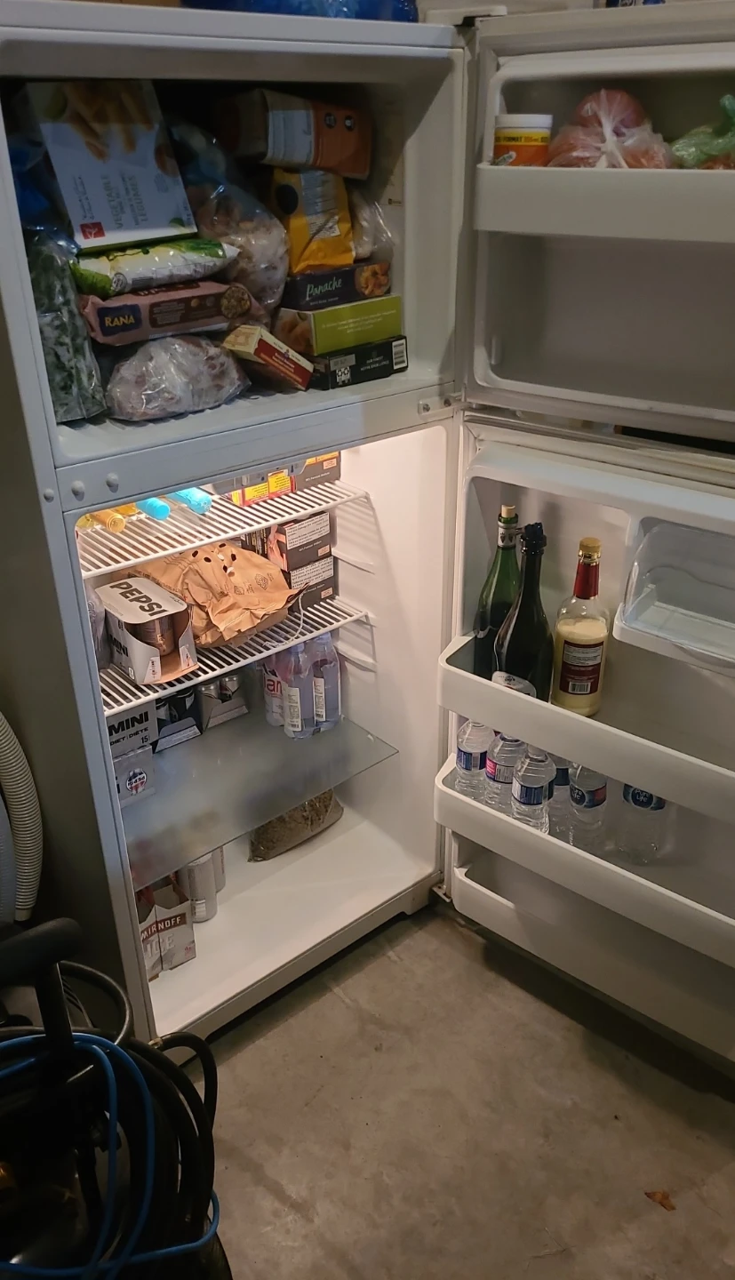 Maytag 15 Cu.Ft. Refrigerator MTN1502AEW - photo 2