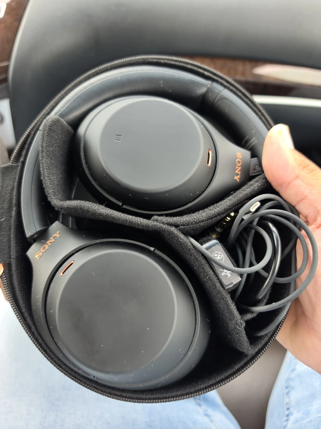 Sony WH-1000XM4 Noise Cancelling Headphones