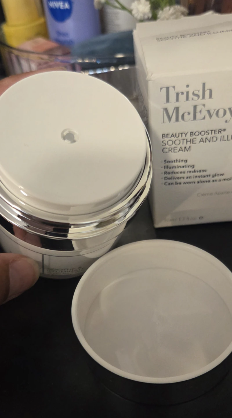 Trish McEvoy Beauty Booster Soothe & Illuminate Cream - photo 5