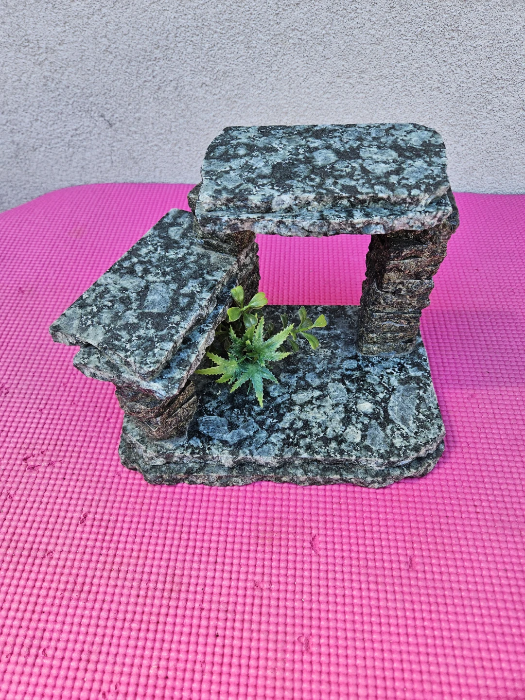 Stone Effect Reptile or Aquarium Basking Platform