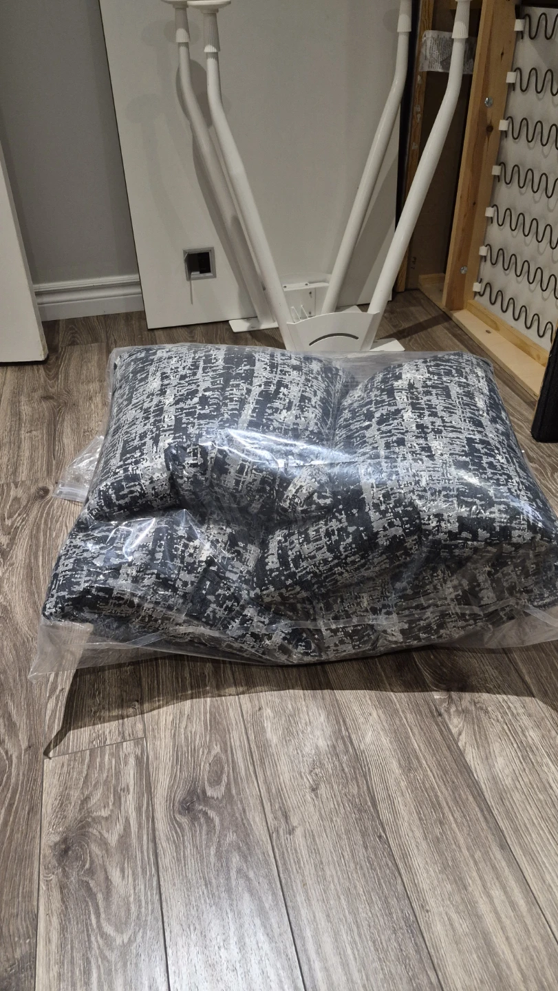 2 IKEA LOVE SEAT - photo 3