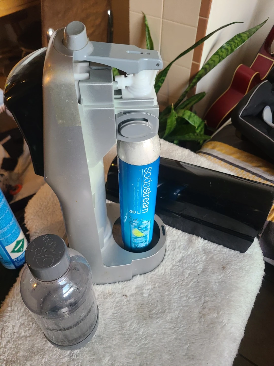 SodaStream Sparkling Water Maker - photo 5