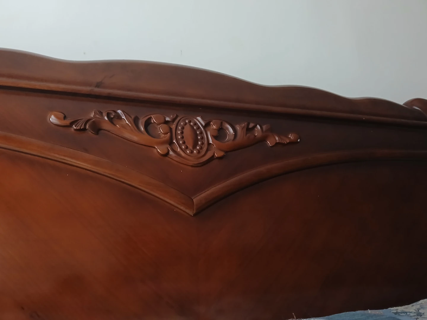 Full size Wooden Bed Frame with Headboard🏈