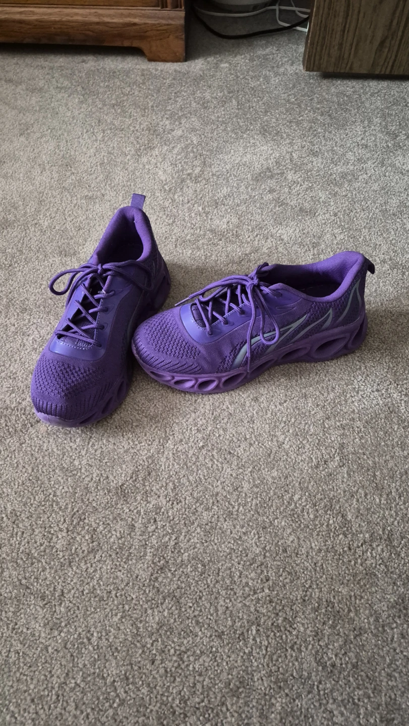 On Cloudnova Running Shoes Purple - photo 2
